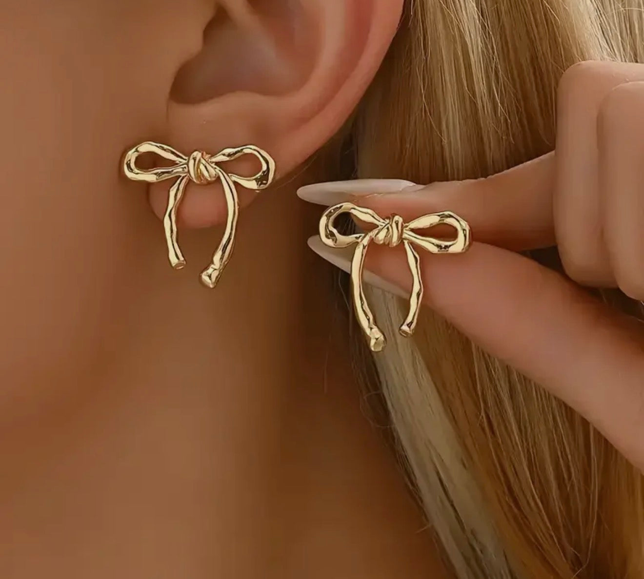 Bow Earrings